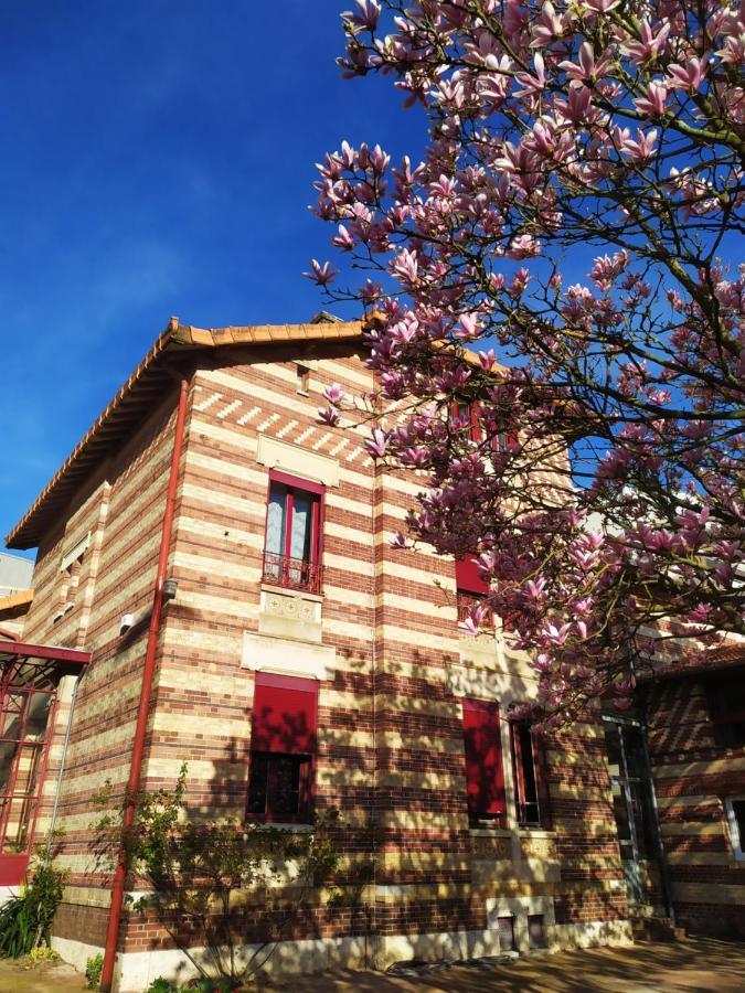 Bed and Breakfast L'Echappee Belle Chartres Exterior foto